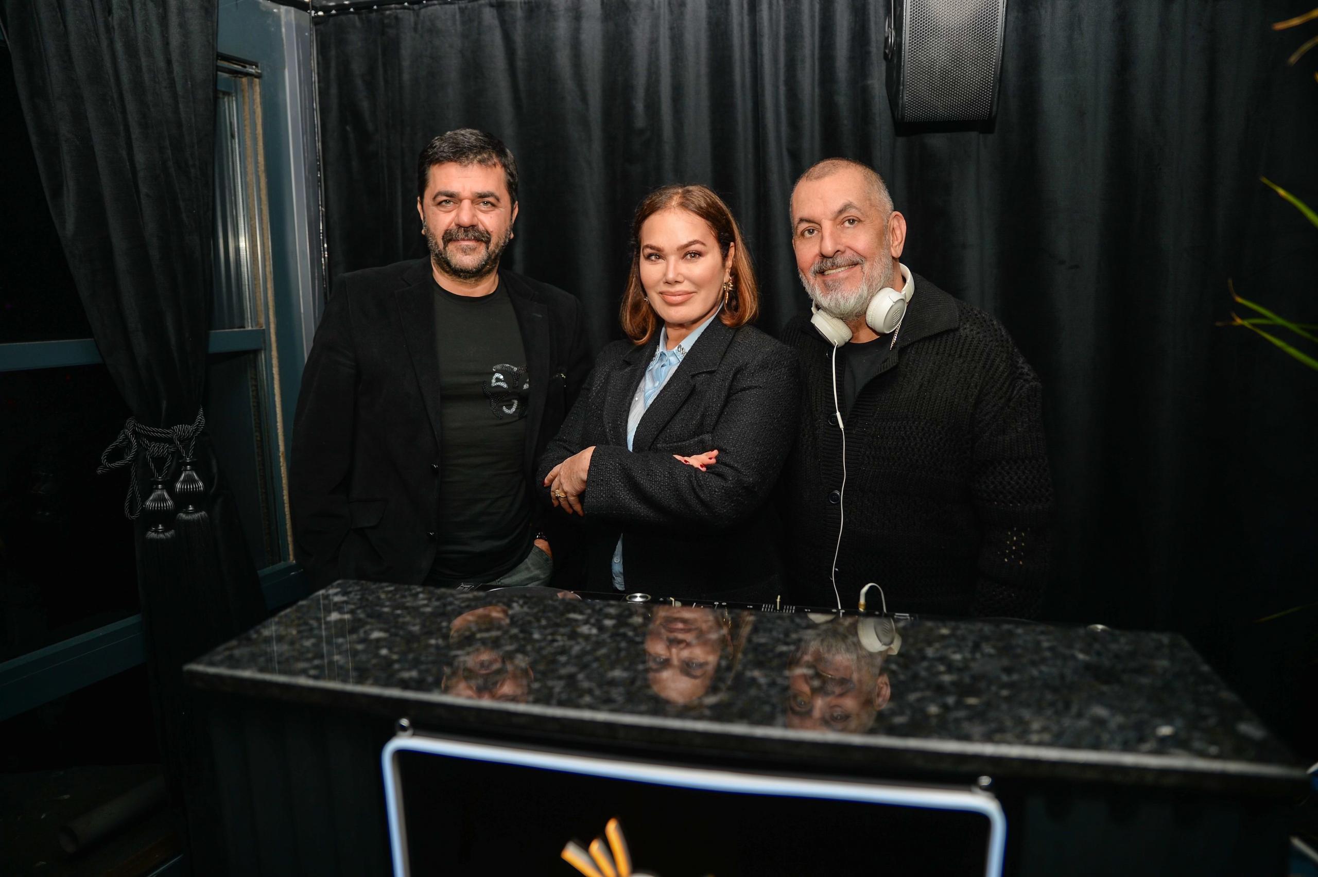 Nazan Şoray’dan Ali Sayar’a “Benim Şarkılarım Nerede”