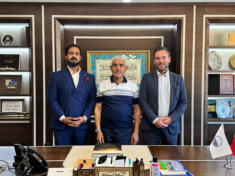 Pakistan-Türkiye Yatırım Konseyi’nden Yeni Dünya Vakfı’na Anlamlı Ziyaret