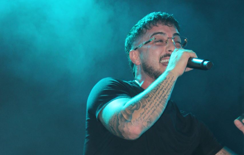 ATİ242’DEN KIBRIS’TA UNUTULMAZ GECE  “TARKAN’LA DÜET YAPMAK HAYALİM”