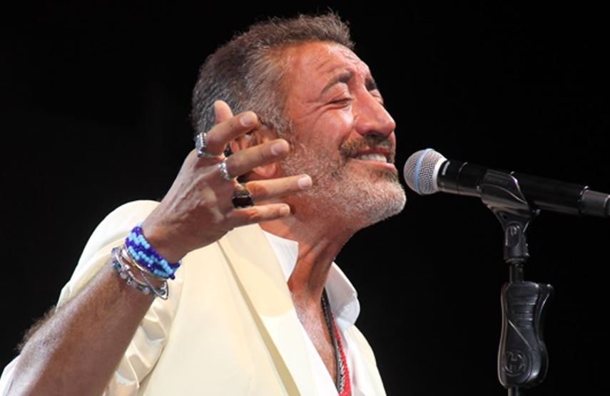 “Hayatım film olsa büyük ilgi çeker” Aşka dair ufak şeyler var