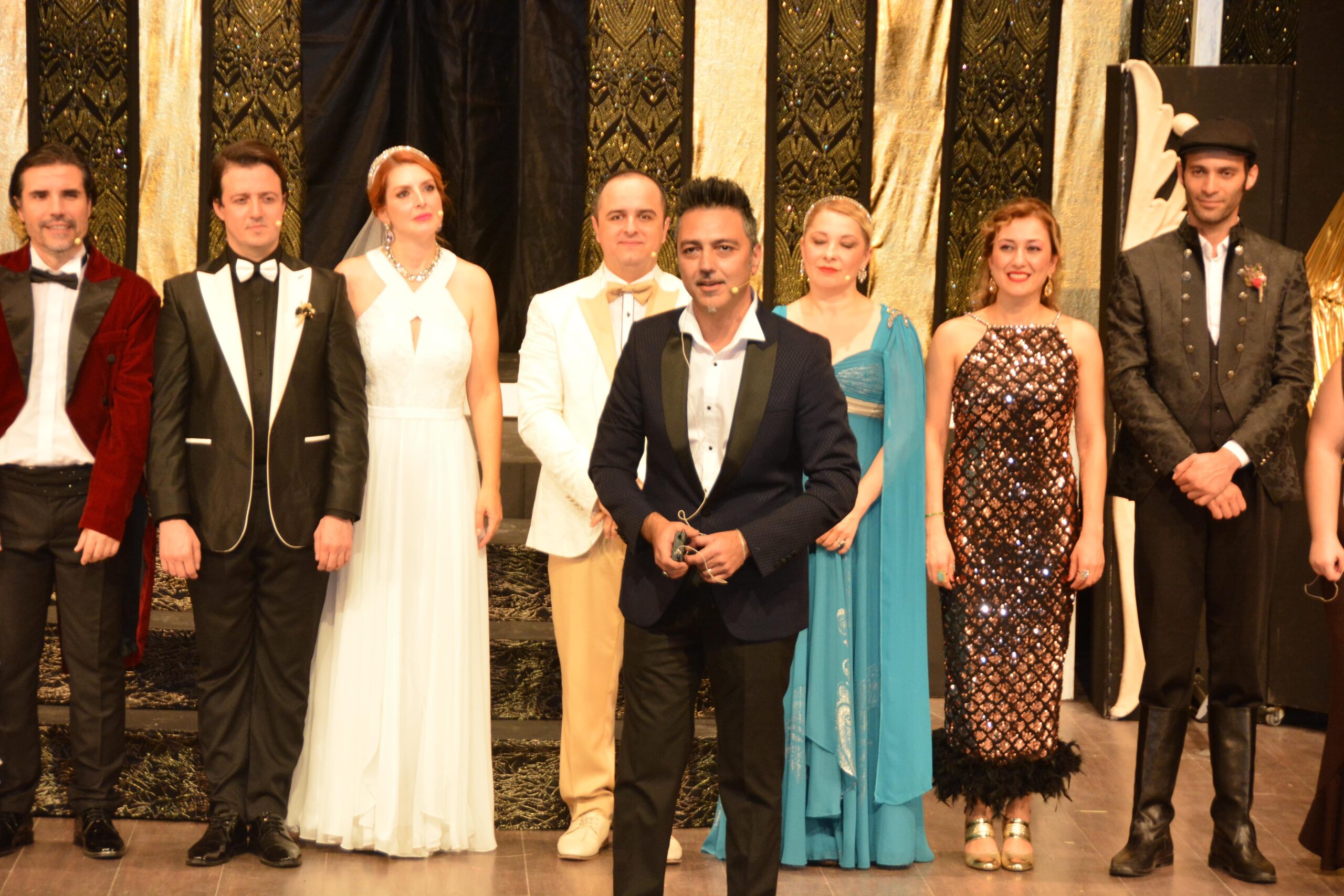 Tiyatro Efsanesinden Rekor: Haldun Dormen 98 Yaşında Yönetmen Koltuğunda !