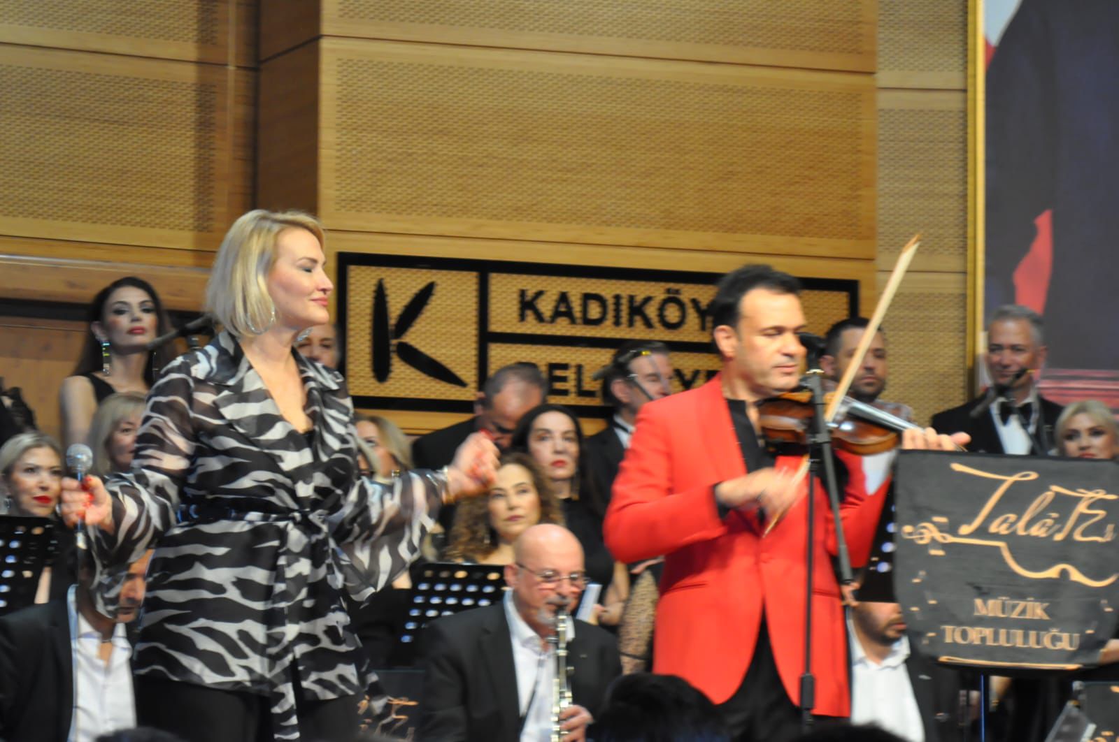 Muazzez Abacı  şarkılarıyla anıldı