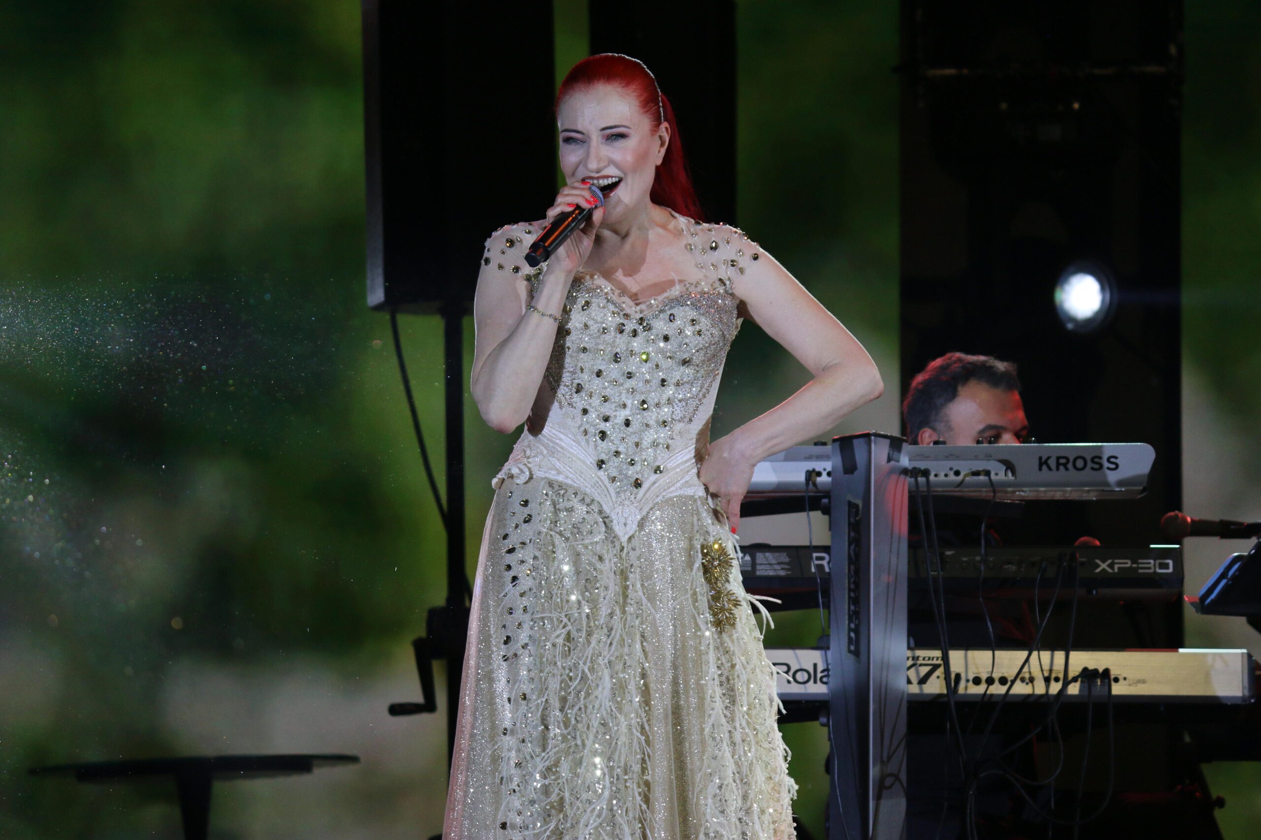 Candan Erçetin, 20 Mart 2026 akşamı Royal Seginus Hotel sahnesinde unutulmaz bir konsere imza attı.