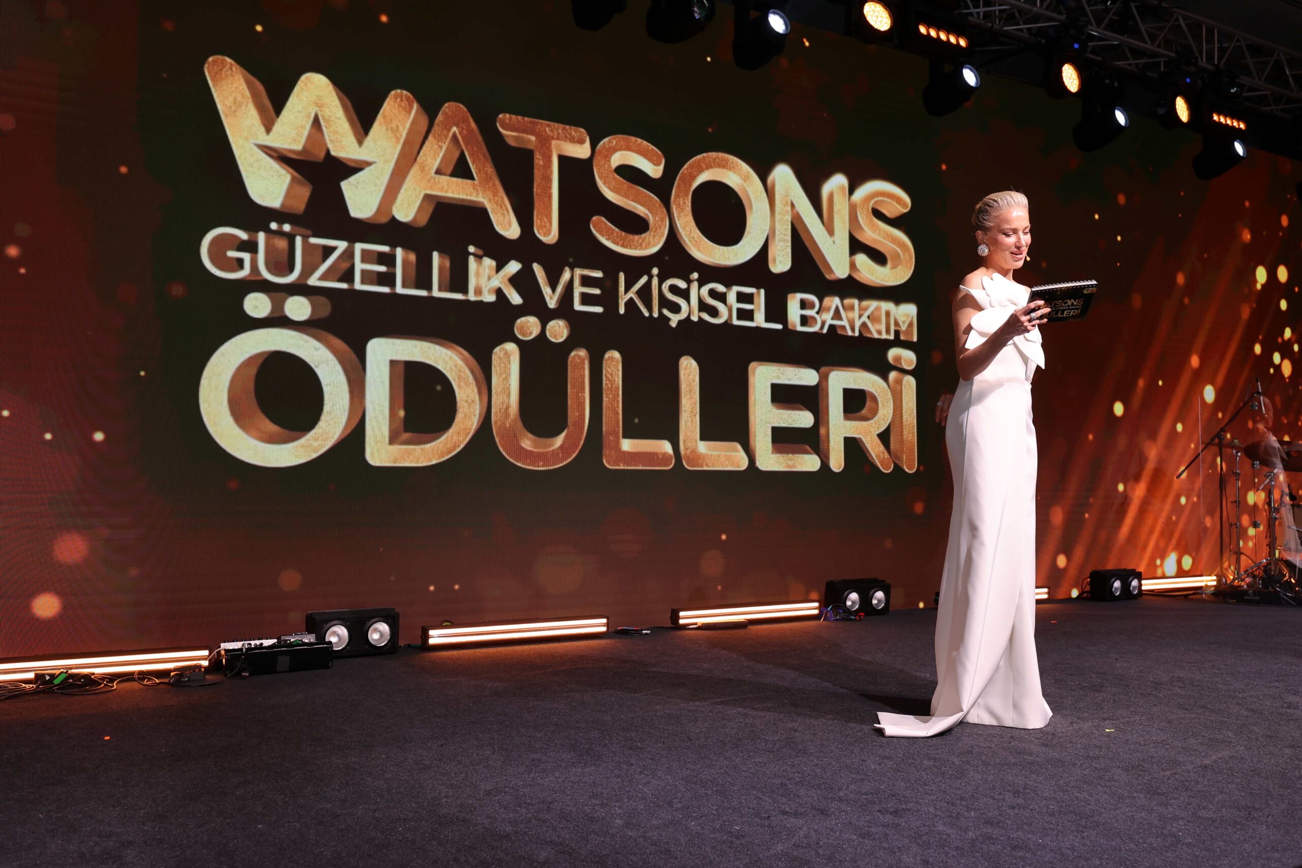 12.Watsons Güzellik Ve Kişisel Bakım Ödülleri’nde  Yıldızlar Geçidi
