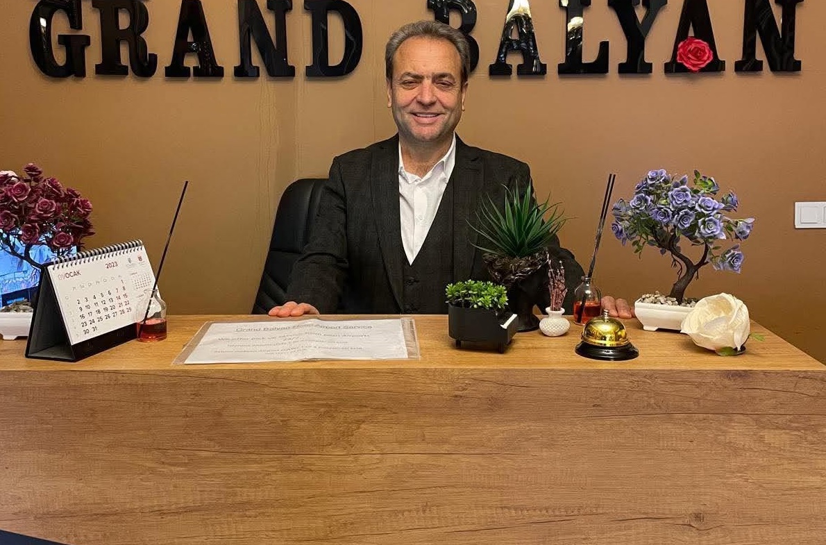 İŞ İNSANI BAYRAM FIRAT’TAN TURİZM VE TEKSTİLDE ÇİFTE BAŞARI